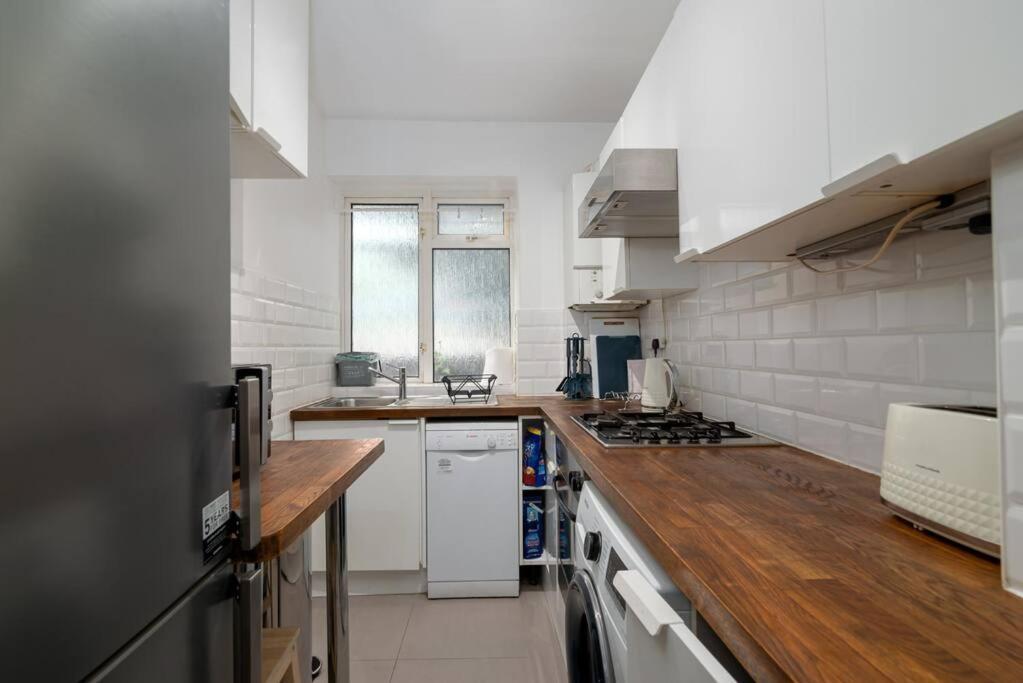 Ferienwohnung Stylish And Well Equipped Flat In Stockwell London Exterior foto