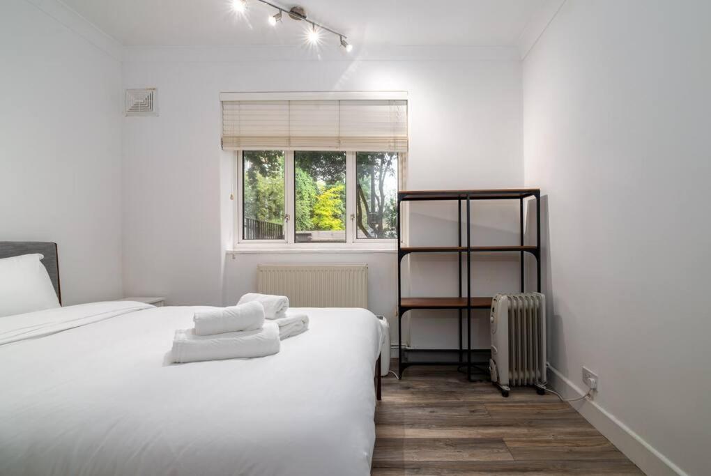 Ferienwohnung Stylish And Well Equipped Flat In Stockwell London Exterior foto